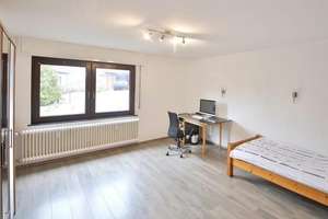 Großzügiges 3-Familienhaus mit Wintergarten, Balkon, Solaranlage & großem Grundstück – Die vollständige Adresse der Immobilie erhältst du vom Anbieter., 75365 Calw – Vorschaubild 15