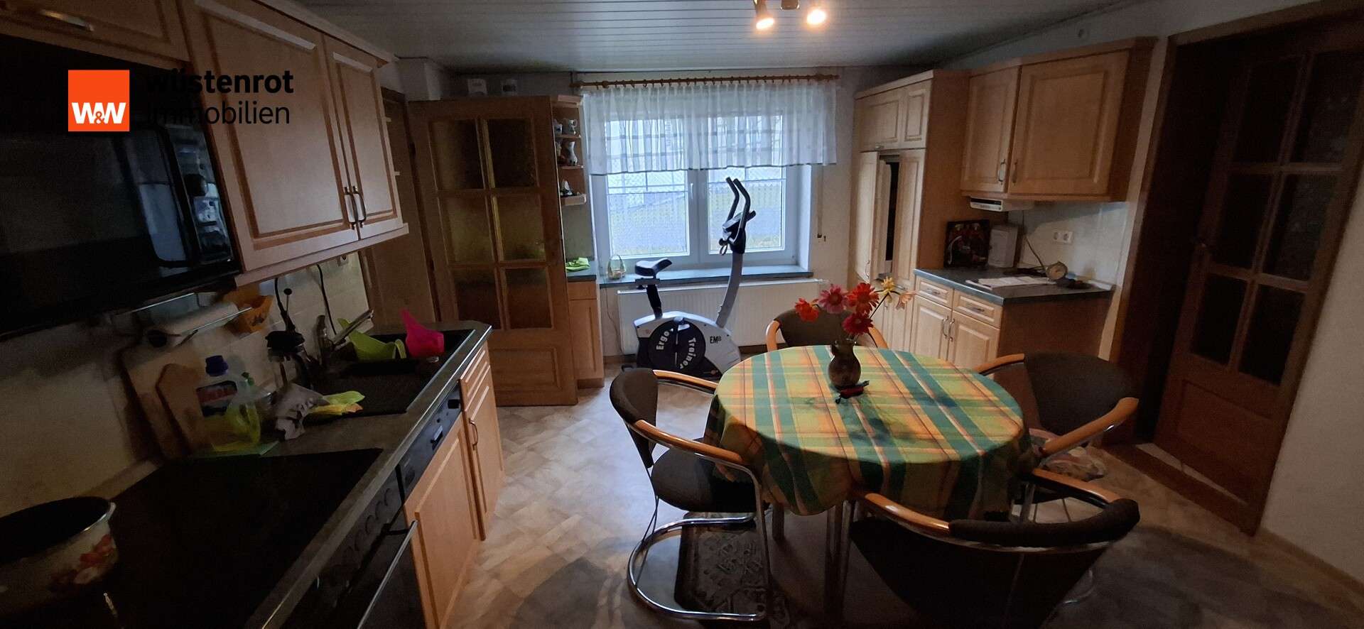 Immobilie in Königsbrück - Wohnhaus mit Nebengelass, Garagen und Verkaufspavillon - Bild 10