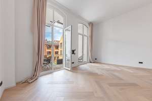 Exklusive Altbauwohnung mit Designerbad & Balkon in Düsseldorf-Unterbilk – Die vollständige Adresse der Immobilie erhältst du vom Anbieter., 40217 Unterbilk, Düsseldorf – Vorschaubild 4