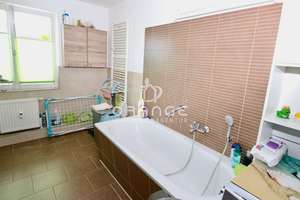 *** Attraktive Kapitalanlage: Vermietete 2-Zimmer-Wohnung mit Balkon und historischem Charme *** – Die vollständige Adresse der Immobilie erhältst du vom Anbieter., 4159 Wahren, Leipzig – Vorschaubild 9