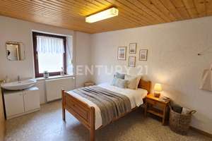 Attraktives Einfamilienhaus mit viel Potential, mit Garage und Terrasse in Saarbrücken-Bischmisheim – Die vollständige Adresse der Immobilie erhältst du vom Anbieter., 66132 Bischmisheim, Saarbrücken – Vorschaubild 7
