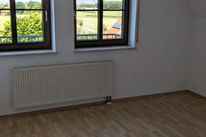 Wohnen mit Charakter: Großzügige 4-Zimmer-Wohnung in Neu-Ulm – Dorfstraße 34/1, 89233 Neu-Ulm – Vorschaubild 3