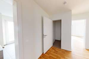 Exklusive Penthousewohnung: 4 Zimmer mit 2 Bädern und Dachterrasse – Konstantinstraße 1, 4315 Neustadt-Neuschönefeld, Leipzig – Vorschaubild 2