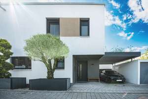 Wahre Rarität in Stuttgart - wunderschönes Einfamilienhaus mit viel Platz und parkähnlichem Garten – Die vollständige Adresse der Immobilie erhältst du vom Anbieter., 70437 Zuffenhausen-Im Raiser, Stuttgart – Vorschaubild 8