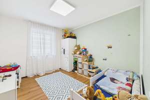 Luxuriöses Wohnensemble in Regensburg – kernsaniert, Pool, Outdoor-Kitchen & Grünblick! – Die vollständige Adresse der Immobilie erhältst du vom Anbieter., 93055 Burgweinting-Harting, Regensburg – Vorschaubild 11