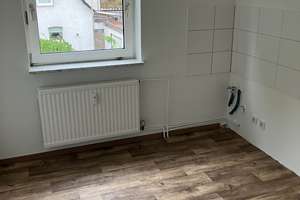 Wunderschöne 3-Zimmer-Wohnung im 1. Obergeschoss – perfekt für Paare – Rodekamp 15, 38229 Hallendorf, Salzgitter – Vorschaubild 2