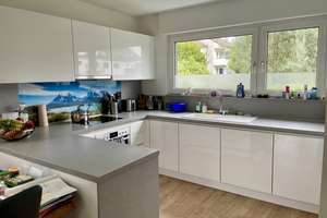Renoviertes, voll klimatisiertes Einfamilienhaus (5 Zi.) mit Garage in Köln-Widdersdorf – Lutherstr. 11, 50859 Widdersdorf, Köln – Vorschaubild 4