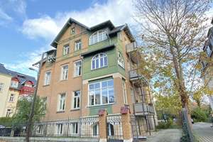 Attraktive 3 Zi.Wohnung mit Balkon, Fußbodenheizung und Parkettboden ! – Straußstraße 3, 1324 Bühlau/Weißer Hirsch, Dresden – Vorschaubild 1