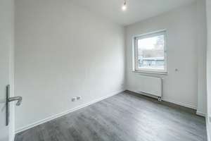 4,5 Zimmer –  renoviert – zentrale Lage – Kortumstraße 131, 44787 Gleisdreieck, Bochum – Vorschaubild 5