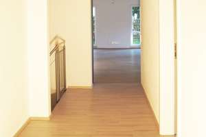 137 m² auf 2 Ebenen - Helle, sonnige Wohnung im Grünen  -  renovierungsbedürftig – Forstenrieder Allee 215, 81476 Forstenried, München – Vorschaubild 10