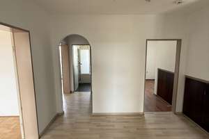 **Bezugsfreie 3-Zimmer-Wohnung mit Balkon in Uni-Nähe – Haunstetter Straße 103, 86161 Hochfeld, Augsburg – Vorschaubild 9