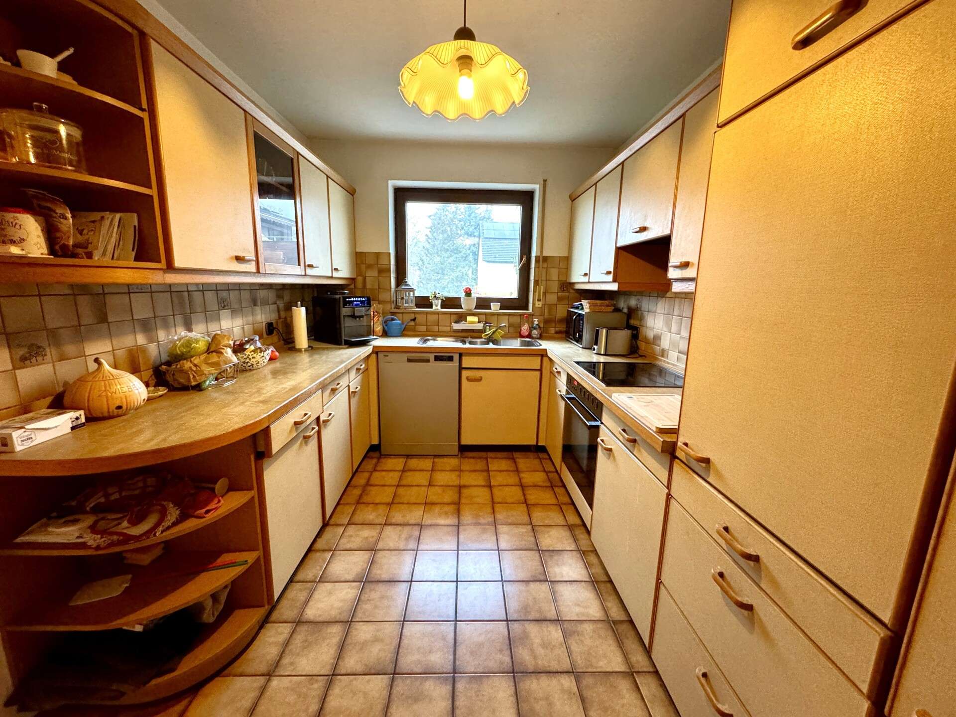 Immobilie in Rammingen - Familienfreundliche Doppelhaushälfte in Rammingen mit großzügigem Garten, Garage und Stellplatz! - Bild 6