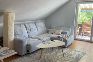 Helle 2 Zimmer DG Wohnung in Karlsruhe Beiertheim mit Balkon – Die vollständige Adresse der Immobilie erhältst du vom Anbieter., 76135 Beiertheim-Bulach, Karlsruhe – Vorschaubild 3