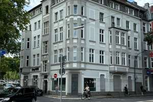 2,5-Zimmer-Wohnung am Ostwall: 64 m²  Altbau, saniert mit Einbauküche : ab sofort