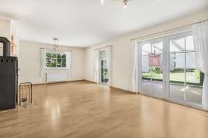 Attraktives Einfamilienhaus mit separaten Nutzungsmöglichkeiten in Bremen-Mittelshuchting – Die vollständige Adresse der Immobilie erhältst du vom Anbieter., 28259 Mittelshuchting, Bremen – Vorschaubild 8