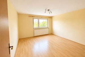 Attraktive 3-Zimmer-Wohnung zum Sanieren zur sofortigen Nutzung in München-Johanneskirchen – Die vollständige Adresse der Immobilie erhältst du vom Anbieter., 81927 Johanneskirchen, München – Vorschaubild 6