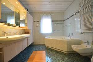 MÖBLIERT - FEELING AT HOME - Gemütliche 3-Zimmer-Wohnung mit Balkon – Die vollständige Adresse der Immobilie erhältst du vom Anbieter., 70327 Wangen, Stuttgart – Vorschaubild 7