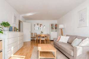 Top geschnitten! 2-Zimmer-Wohnung mit großzügigem Balkon – Die vollständige Adresse der Immobilie erhältst du vom Anbieter., 80997 Moosach-Bahnhof, München – Vorschaubild 2