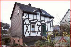 Charmantes Einfamilienhaus in Fachwerkbauweise – Hochsauerlandkreis – Vorschaubild 1