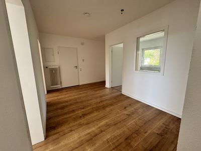Zuhause mit 4 Zimmern und Balkon in Hamm (Sieg)
