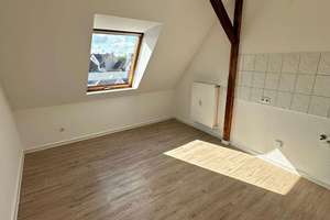 Charmante Maisonette-Dachgeschosswohnung mit Galerie und Weitblick – Dortmund-Hörde – 44263 Hörde (Ortsteil), Dortmund – Vorschaubild 3