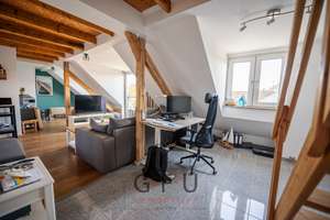 -Über den Dächern von Düsseldorf- Traumhafte Altbauwohnung zzgl. 28 m² Spitzboden – Die vollständige Adresse der Immobilie erhältst du vom Anbieter., 40215 Friedrichstadt, Düsseldorf – Vorschaubild 10