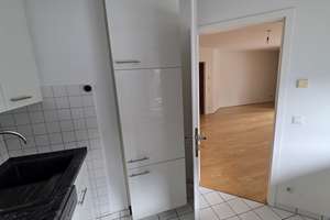 Charmante 3-Zimmer-Gartenwohnung mit großem Balkon in ruhiger Lage von Köln-Weidenpesch – Vulkanstr. 12, 50735 Weidenpesch, Köln – Vorschaubild 7
