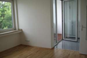 TOP SANIERTES APPARTMENT MIT LOGGIA UND EINBAUKÜCHE – Jakobstraße 129/133, 52064 St. Jakob, Aachen – Vorschaubild 7