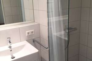 Helles modernes Studentenapartment in Bestlage *ALL INCLUSIVE* inkl. Strom – Alpenstraße 10a, 86159 Bahnhofs-, Bismarckviertel, Augsburg – Vorschaubild 4