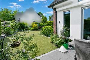 Wunderschönes Haus - zentral und ruhig – Die vollständige Adresse der Immobilie erhältst du vom Anbieter., 22393 Sasel, Hamburg – Vorschaubild 14