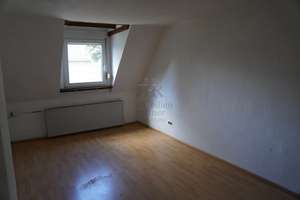 Zweifamilienhaus, separate Zugänge und großes Potenzial! Erbpachtgrundstück! – Die vollständige Adresse der Immobilie erhältst du vom Anbieter., 47829 Uerdingen, Krefeld – Vorschaubild 18