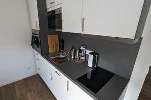 Geschmackvolle 1-Zimmer-Wohnung mit gehobener Innenausstattung mit Balkon in Berlin Kreuzberg – Eylauerstr. 15a, 10965 Berlin – Vorschaubild 3