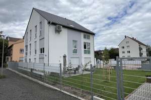 Neubau Doppelhaushälfte in Bad Kreuznach – Die vollständige Adresse der Immobilie erhältst du vom Anbieter., 55543 Bad Kreuznach – Vorschaubild 3