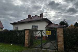   Solides kleines Einfamilienhaus in Schönefeld OT Altglienicke zu Verkaufen. – Prieborner Straße 2, 12526 Bohnsdorf, Berlin – Vorschaubild 7