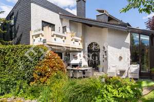 NEU* Attaktives, freistehendes Einfamilienhaus in familienfreundlicher Lage! *mit Wohnrecht*