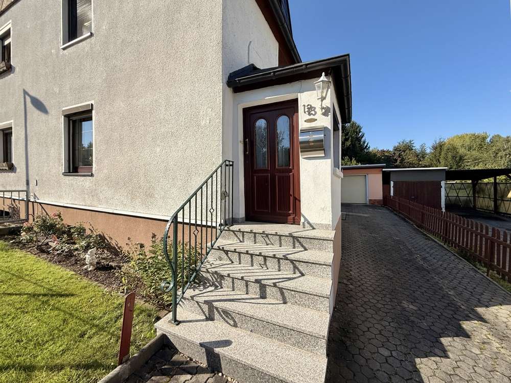 Schöne Doppelhaushälfte in Oelsnitz für Ihren Wohntraum, Erzgebirgskreis – Bild 4