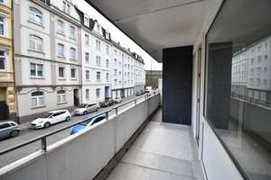 Bezugsfrei! Renovierte 2-Zimmer-Wohnung mit Balkon – Am Sonnenbrunnen 19, 42327 Elberfeld West, Wuppertal – Vorschaubild 3
