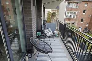 Stilvolle 3-Zimmer-Wohnung mit luxuriöser Innenausstattung mit Balkon und EBK in Düsseldorf – Düsseldorf – Vorschaubild 14