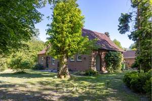 Wohntraum im Grünen: Großzügiges Landhaus mit riesigem Garten am Segeberger Forst – Die vollständige Adresse der Immobilie erhältst du vom Anbieter., 23826 Todesfelde – Vorschaubild 2