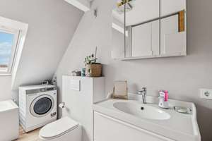 Dachgeschoss-Highlight mit 3 Zimmern, Kamin & großer Terrasse im Herzen von Steglitz – Die vollständige Adresse der Immobilie erhältst du vom Anbieter., 12167 Steglitz, Berlin – Vorschaubild 16
