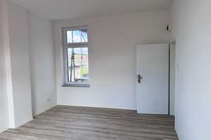 Studenten aufgepasst! 4er-WG mit Einbauküche und hellen Zimmern! Ab 01.10.2026 !! – Gußstahlstraße 38, 44793 Kruppwerke, Bochum – Vorschaubild 6