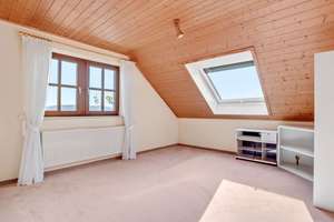 Sofort Bezugsfertig! Modernisiertes EFH in familiärer Lage mit traumhaftem Grundstück – Die vollständige Adresse der Immobilie erhältst du vom Anbieter., 95500 Heinersreuth – Vorschaubild 14