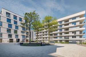 Jetzt online besichtigen! Lichtdurchflutete 4-Zimmer-Wohnung mit Seeblick in Südwestlage – Am Albertussee 1, 40549 Heerdt, Düsseldorf – Vorschaubild 13