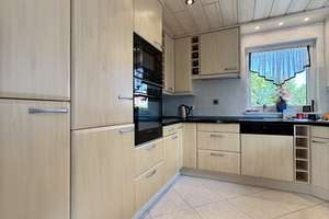 Reserviert/Massiv gebauter Bungalow in traumhaft ruhiger Lage inkl. Einliegerwohnung – Die vollständige Adresse der Immobilie erhältst du vom Anbieter., 90765 Ronhof, Kronach, Fürth – Vorschaubild 9
