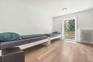 Vielseitiges Mehrfamilienhaus in Bielefeld-Jöllenbeck – bezugsfrei und teilmodernisiert – 33739 Jöllenbeck, Bielefeld – Vorschaubild 8