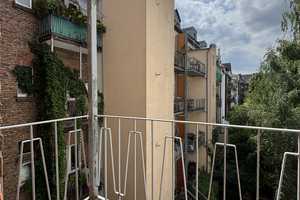 Charmante 3-Zimmer-Wohnung mit Balkon & Einbauküche im Herzen von Düsseldorf-Golzheim – Düsseldorf – Vorschaubild 16