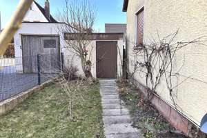 Charmantes Einfam.-Wohnhaus mit zwei Garagen, Pergola und Garten in beliebter Lage, Wohnfl. 135m²,  – Die vollständige Adresse der Immobilie erhältst du vom Anbieter., 97486 Königsberg in Bayern – Vorschaubild 18