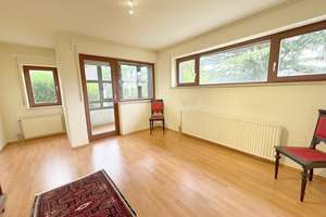 Das individuelle Architektenhaus zwischen Frankfurt und Wiesbaden – Die vollständige Adresse der Immobilie erhältst du vom Anbieter., 65205 Nordenstadt, Wiesbaden – Vorschaubild 11