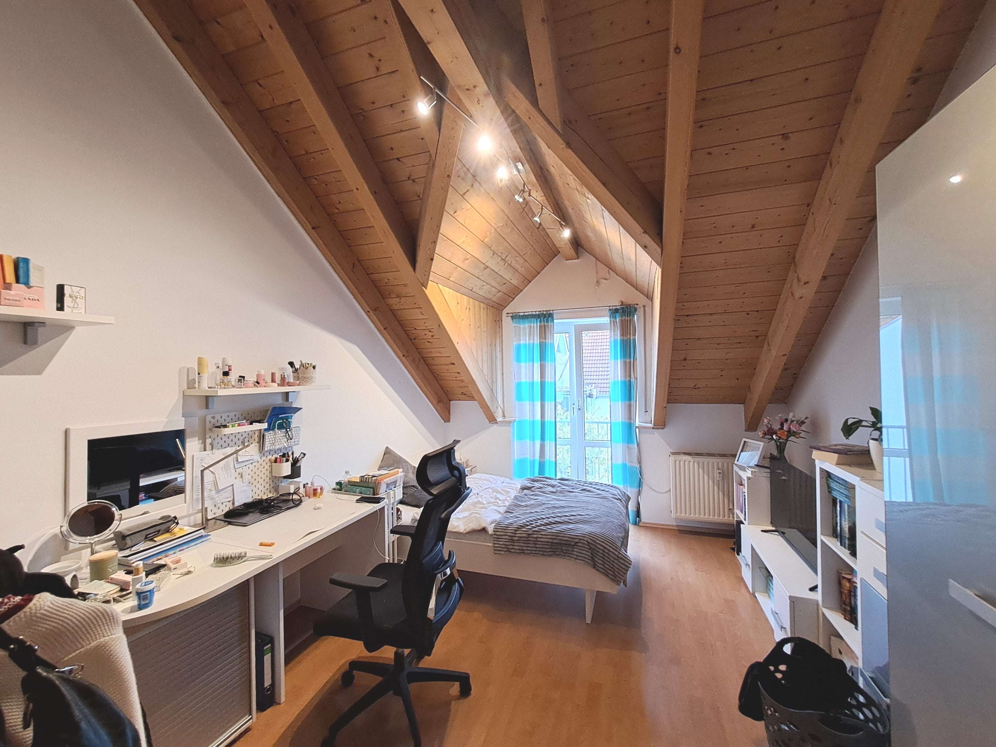 Immobilie in Schrobenhausen - Genießen Sie zentrales Wohnen mit tollem Ausblick - Bild 6