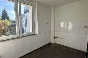 Gepflegtes 4 Familienhaus in Krefeld - Oppum – Die vollständige Adresse der Immobilie erhältst du vom Anbieter., 47809 Oppum, Krefeld – Vorschaubild 9